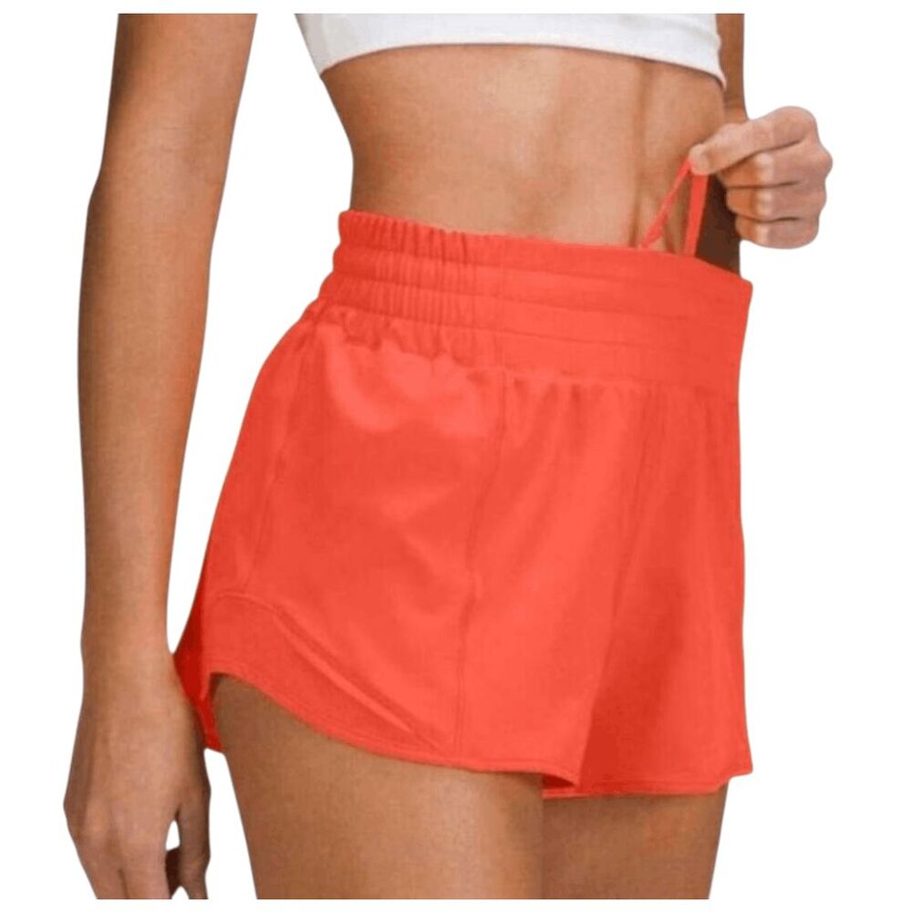 LULULEMON ATHLETICA Hotty Hot Short II Low-Rise 2.5' Size 12